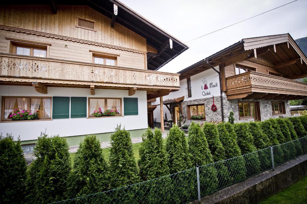 Chalet & Apartments Tiroler Bua Ахенкирх Стая снимка